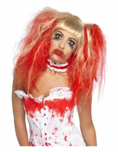 Perruque poupée blonde sanglante coifée femme Halloween accessoire