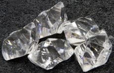 Pierres effet cristal transparentes 100 gr accessoire