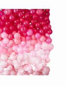 Fond décoratif 210 ballons en latex ombrés roses 200 x 200 cm accessoire